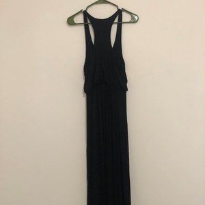 floor length black maxi dress